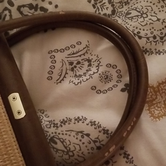 Olivia + Joy Tan Woven Bag - Picture 7 of 7